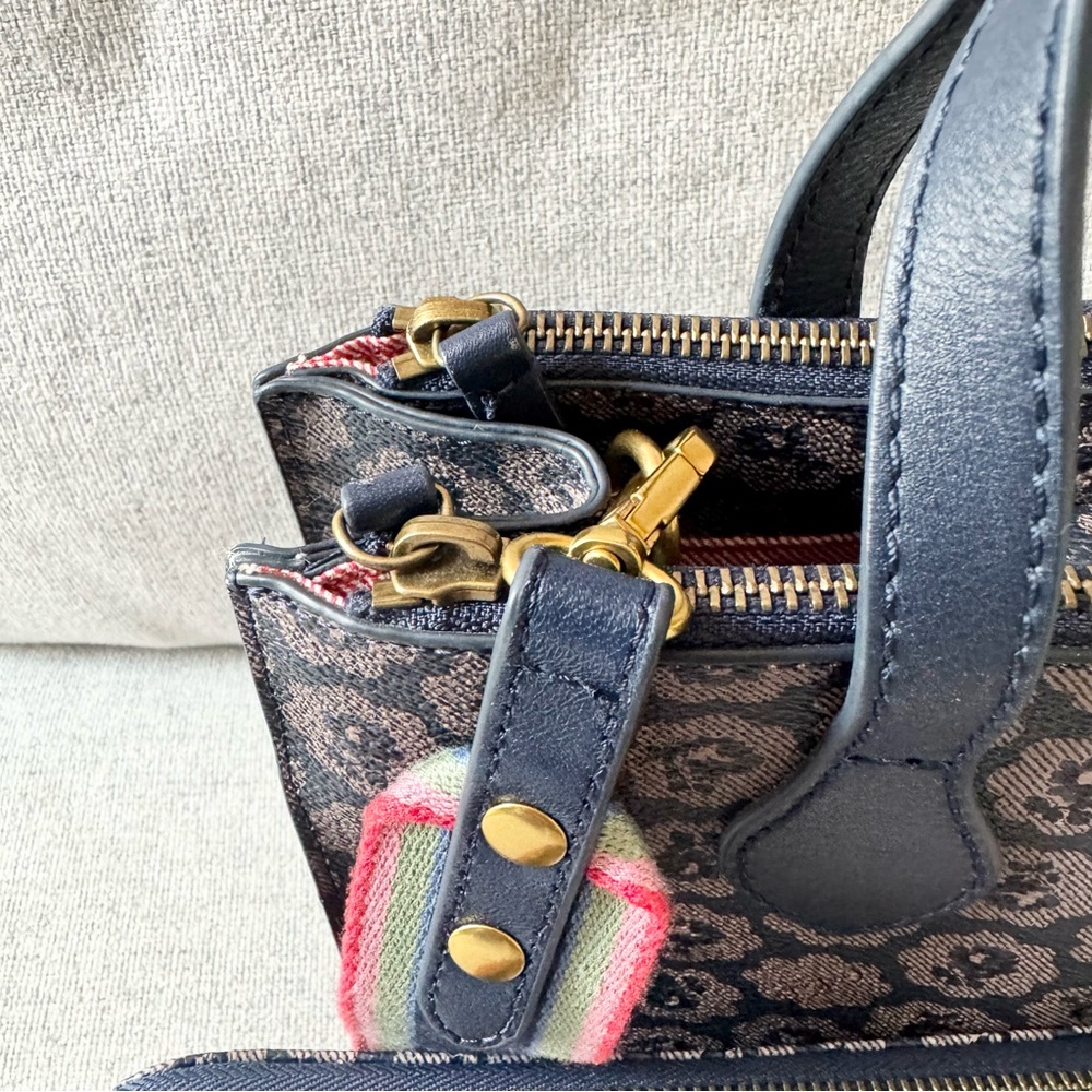 Cath Kidston Floral Crossbody Satchel Bag & Matching Wallet Set Navy - Picture 6 of 16
